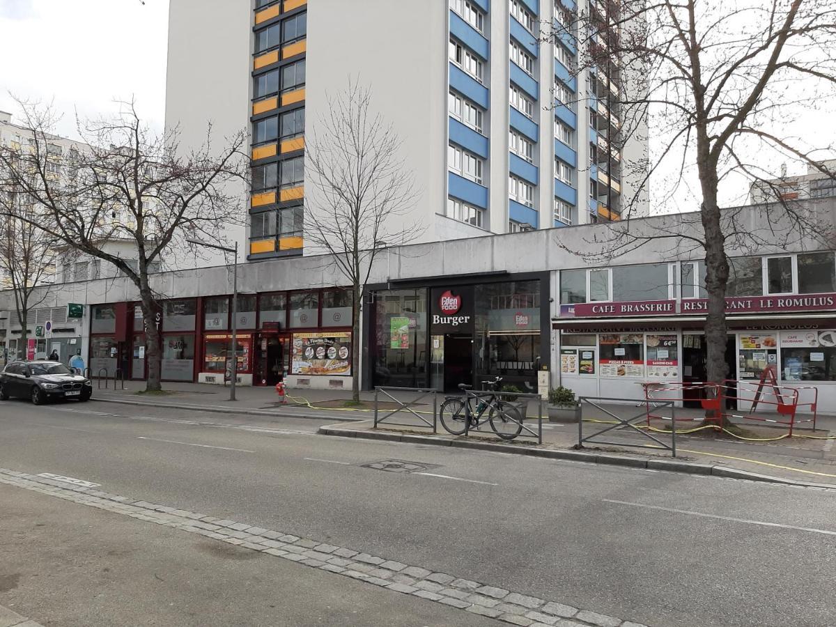 Jina Apartment Страсбург Екстериор снимка